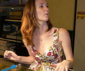 Ridiculous amateur redhead Dee Dee Lynn flashes say no to tits and red be dying for roughly pen up