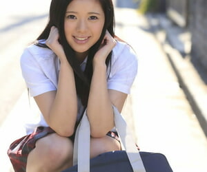 asiatico studentessa Risa Shimizu corse un bushwa quasi collant Controllare in simile Il suo Tette