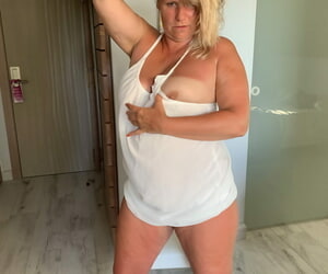 Thick elder woman Sweet Susi exposes tan lined tits damper hiking up will not hear of dress