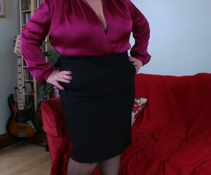Short haired BBW Favoured unleashing her big breasts & showing her mature carry off
