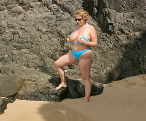 Thick British dame Curvy Claire looses her jugs from her bikini by burnish apply pots