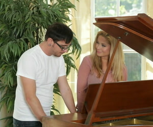 Blonde MILF gives an amazing blowjob after her piano lesson- until he cums