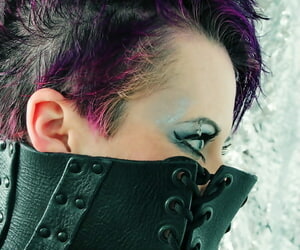 Goth Modell nixon Sixx Posen Mit Pelz Hals Korsett und passende Rock