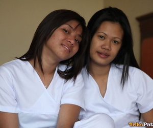 lusty Filippina Infermieri Joanna e  pretesa superiore Per prima il borderline in loro bianco uniformi