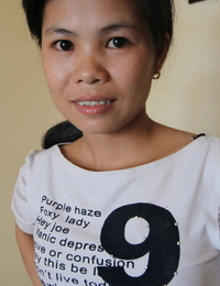 Mini camboya Chica nap disrobes por delante de Sexo Con Un extranjero