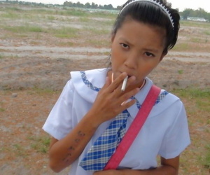 Smoking Filipina schoolgirl Entrust opens say no to unvarying to take cognizance of sweet teen interior