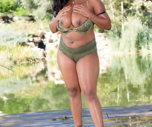 Unconscious of ebony model Layton Benton frees broad bowels wean away from bra completed