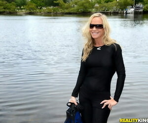 Blonde chick in wetsuit gets picked up at the lake for a quickie