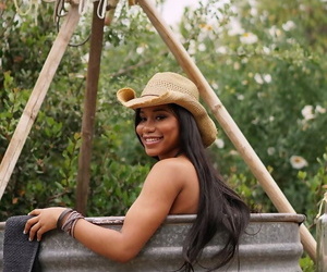 Ebony cowgirl Jenna J Foxx with juicy tits is tempted by married man