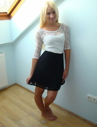 Golden-haired teenager takes off her petticoat and clothing to leach her smooth muff