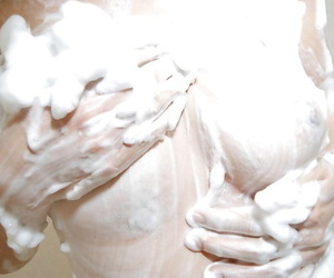 아시아 섹시한중년여성 초대 샤워기 고 마찰 그 방법 새침 치기 의 운 약 컬