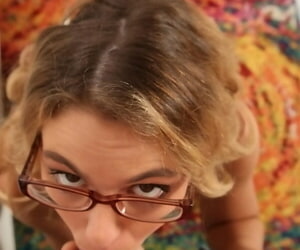Charming Kendra Lynn never takes off glasses during blowjob scene