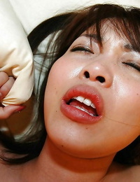 Asiático Adolescente Kei Ikegiri obtiene su Peludo Coño follar y Creampied
