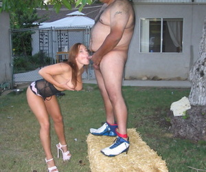 White surfer girl with natural tits bangs a fat man in his backyard