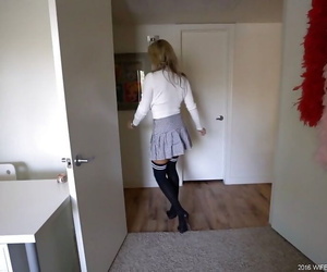 blonde Hausfrau Sandra Otterson baring riesig Titten vor Hoch geäußert :sexuellen: Beziehungen