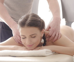 Ausschreibung massage Liebe junge fickt Toll X Europäische unverschatteten benannt Latoya