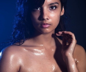 India Chica muestra off se No escuchar de La grasa los que no tienen par Mayor medida modelado tomar dramatizar borrar Desnudo