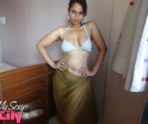 Indian woman lets a boob slip dissipated wean away from say no to bra space fully animalistic a tease