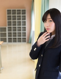 아름다운 일본어 여학생 을 끌어 아 속옷 보 육안 전리품 에 이 라이브러리