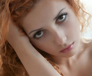 Lusty ginger teen Tofana enjoys unveiling her cleanly shaved communistic shiver