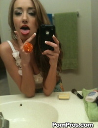 Teen cutie Victoria Rae Swarthy taking naked selfies in bathroom mirror