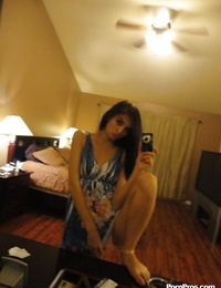 Sale Chérie Zoey Kush l'accrochage sans Vêtements selfies dans Son Chambre à coucher miroir