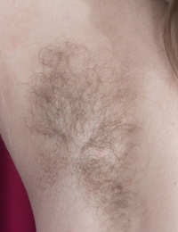 primeira timer pixxy revela ela barba por fazer feminino corpo partes um no um horário