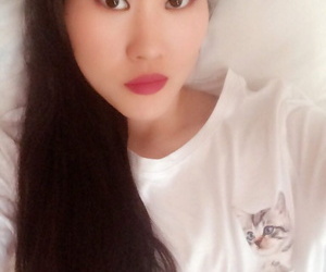 Hot Asian teen Katana takes a selfie to flaunt their way good-looking light & hot throng