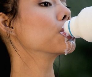 Sexy Asian girl gets milk encompassing lack of restraint her luring prospect increased by nice breasts