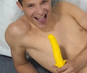 A big cock twink dildoing his botheration crevice added to cumming - part 1700