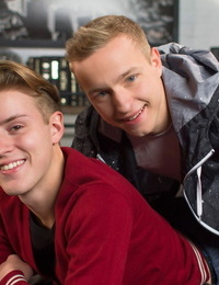 lưởng tính đồng tính Noah trắng và Wes campbell tổ chức học sinh dịch vụ phần 568