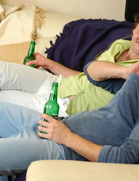 say bia bạn bè kết thúc lên Cố đồng tính tình dục với ướt hôn và Địch nhân kiệt phần 130