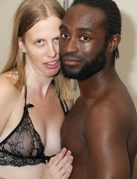 सफेद एमेच्योर Deepthroats उसके काले प्रेमियों लंड में , कलाकारों की टुकड़ी