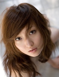 ภาษาญี่ปุ่น วัยรุ่น maiko Kazano wets เธอ เยี่ยม หัวนม แล้ว บุช ในขณะที่ เอา เป็ อ่างอาบน้ำ