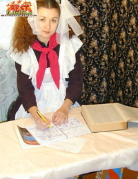 ภาษารัสเซีย โรงเรียน ผู้หญิง ระยำ ส่วนหนึ่ง 689