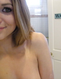 Teenage Kasey Chase strips in the bathroom and takes hot puss of herself