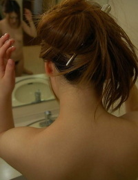 Asian teenage with convincing curves Yuna Uchiyama taking shower