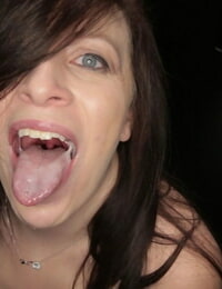 Dickblowers D/s Shelby P swallows the jism of 11 dudes at a gloryhole