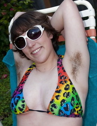 Big-titted stunner in sun glasses Cassie taking off her bikini outdoor