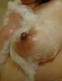 Ample-breasted asian MILF Wakana Matsushita taking shower
