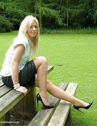 Outdoor posing from an favorite non bare model in tight skirt Jess