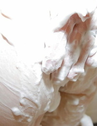 Lecherous アジア ミイラ 取 シャワー - に触れる 彼女の 石鹸 曲線