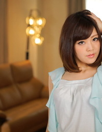 Pequeño japonés :Esposa: Tomoka sakurai las salpicaduras como Ella Consigue atornilla en Un 3some