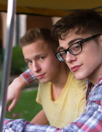 同性恋 年轻人 布雷克 米切尔 和 诺亚 白色 设置 乐趣 轨 一部分 582