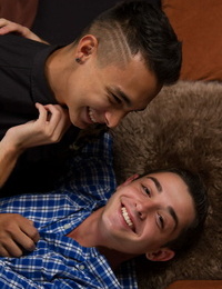 gay garçon grayson Lange et Felix Medina ensemble  - PARTIE 424
