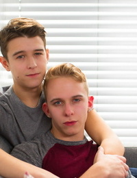 gay jovem evan Parker e nathan Reed conjunto um Amigo no necessidade parte 525