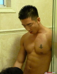 Asian gaze taking a shower - part 730